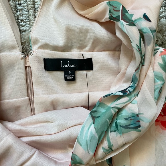 Lulus Garden Meandering Blush Floral Print Maxi Dress - Picture 3 of 3